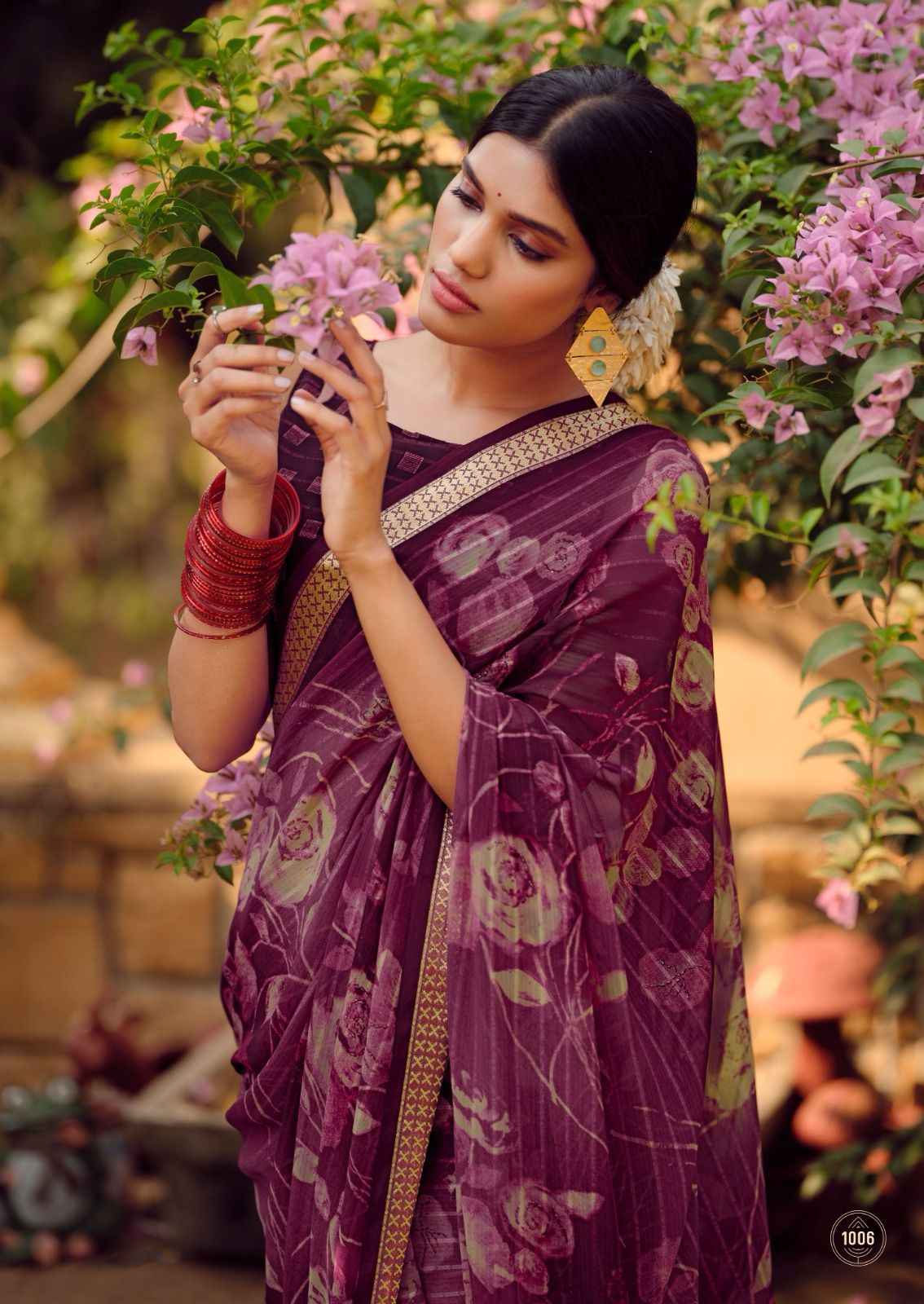 Valishka Vol 01 By Kashvi Viscose Border Georgette Sarees Wholesale Market In Surat